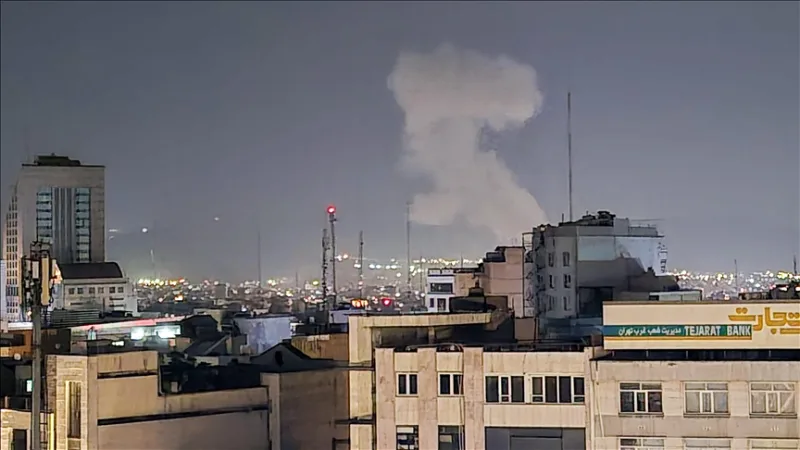 Presse israélienne : les États-Unis ont informé Israël que les attaques contre l'Iran dureraient plus longtemps que prévu