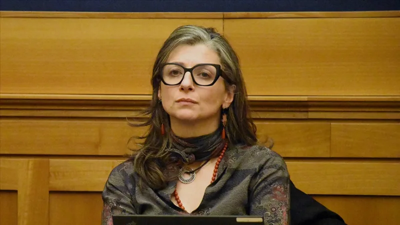 El relator especial de la ONU para Palestina, Albanese, insta a los países a romper sus vínculos con Israel