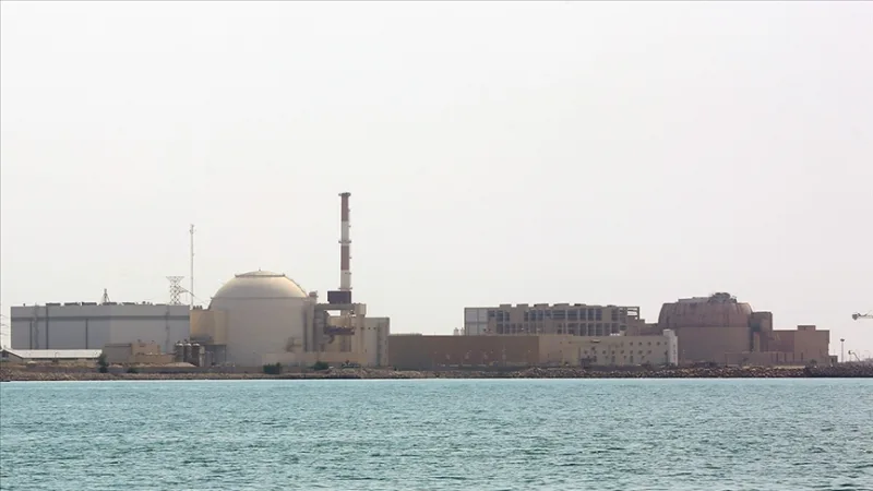 Organismo de Energía Atómica de Irán: Un misil impactó en las instalaciones de la central nuclear de Bushehr durante el ataque de EE. UU. e Israel
