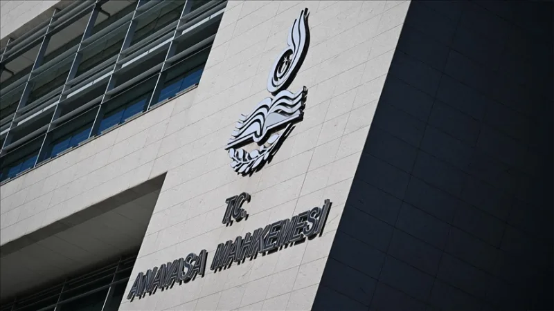 تم انتخاب شابان كازدال عضوًا في المحكمة الدستورية