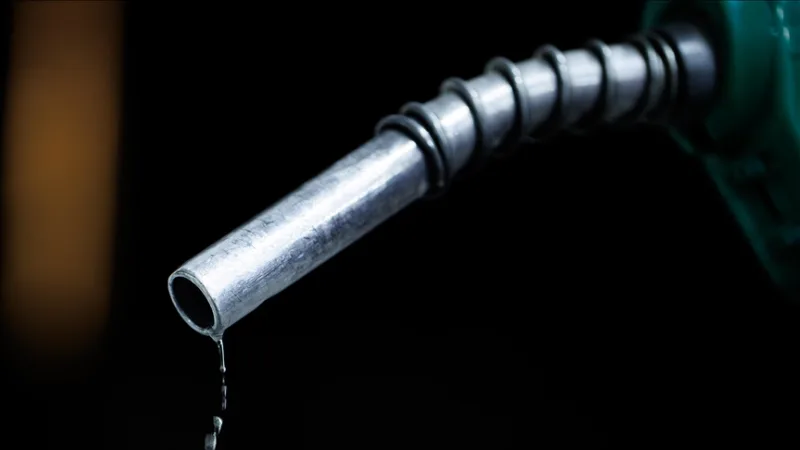 أفادت التقارير بحدوث «قيود مؤقتة على الإمدادات» في بعض محطات الوقود في المملكة المتحدة