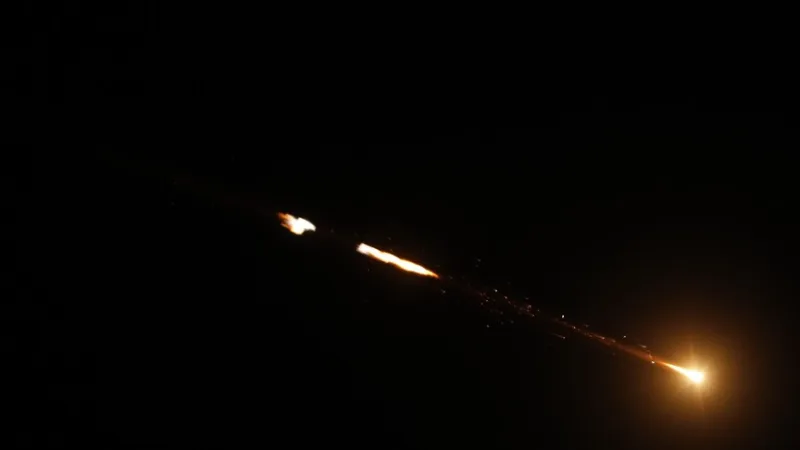 Saūda Arābija: uzbrukumu dēļ enerģētikas objektiem tika zaudēts 700 tūkstošu barelu naftas piegādes apjoms dienā