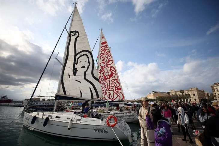 De schepen van de „Global Sumud-vloot 2026 Lente-missie“, die vanuit Spanje vertrokken, zijn in Italië aangekomen